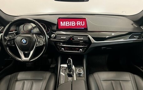 BMW 5 серия, 2017 год, 2 700 000 рублей, 9 фотография