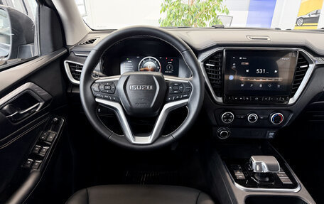 Isuzu D-Max, 2025 год, 4 950 000 рублей, 17 фотография
