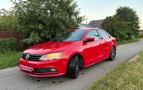 Volkswagen Jetta VI, 2015 год, 1 200 000 рублей, 2 фотография