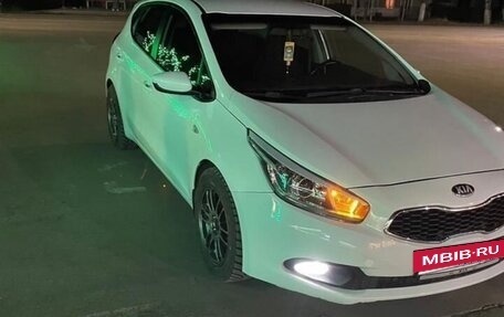 KIA cee'd III, 2013 год, 750 000 рублей, 2 фотография