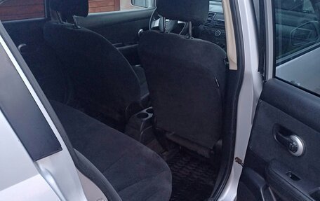 Nissan Tiida, 2011 год, 955 000 рублей, 9 фотография