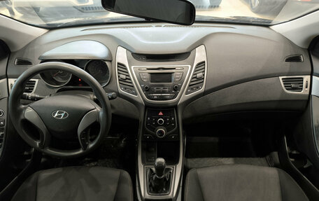 Hyundai Elantra V, 2015 год, 771 000 рублей, 17 фотография