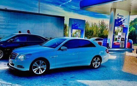Mercedes-Benz E-Класс, 2012 год, 1 150 000 рублей, 1 фотография