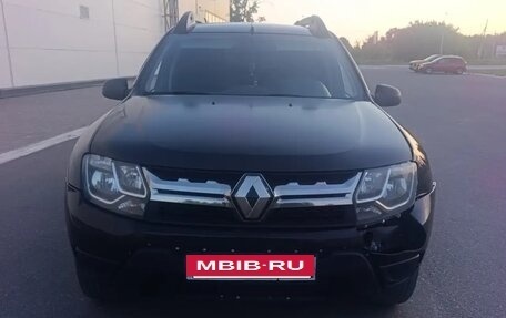 Renault Duster I рестайлинг, 2017 год, 1 000 000 рублей, 6 фотография