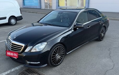 Mercedes-Benz E-Класс, 2012 год, 1 550 000 рублей, 3 фотография