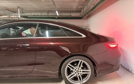 Mercedes-Benz E-Класс, 2019 год, 4 690 000 рублей, 3 фотография