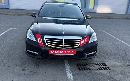 Mercedes-Benz E-Класс, 2012 год, 1 550 000 рублей, 2 фотография