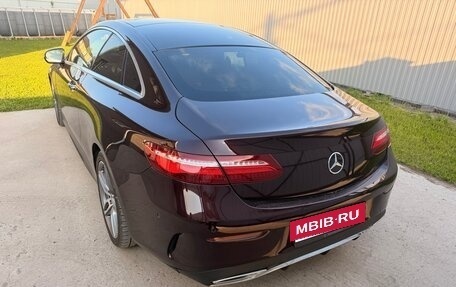 Mercedes-Benz E-Класс, 2019 год, 4 690 000 рублей, 11 фотография