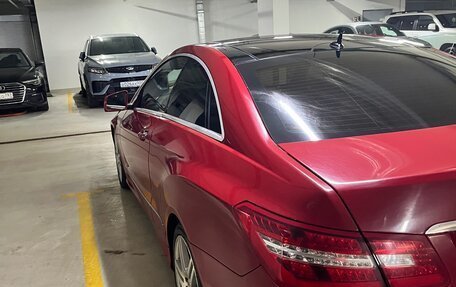 Mercedes-Benz E-Класс, 2012 год, 1 300 000 рублей, 4 фотография