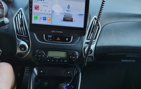 Hyundai ix35 I рестайлинг, 2012 год, 1 200 000 рублей, 13 фотография
