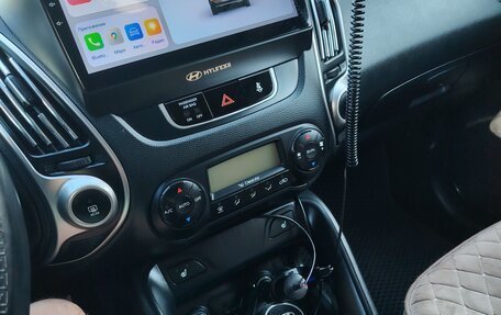 Hyundai ix35 I рестайлинг, 2012 год, 1 200 000 рублей, 14 фотография