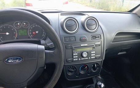 Ford Fiesta, 2007 год, 290 000 рублей, 12 фотография