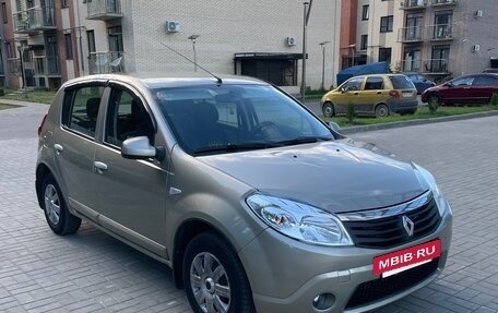Renault Sandero I, 2011 год, 550 000 рублей, 3 фотография