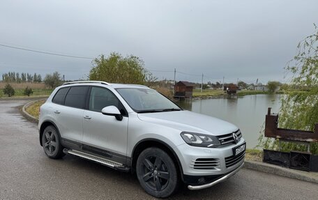 Volkswagen Touareg III, 2011 год, 1 700 000 рублей, 3 фотография
