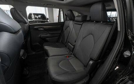 Toyota Highlander, 2025 год, 5 050 000 рублей, 13 фотография