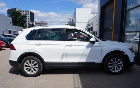 Volkswagen Tiguan II, 2017 год, 1 700 000 рублей, 4 фотография