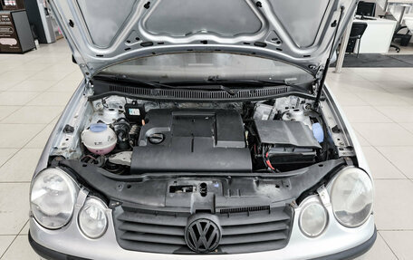 Volkswagen Polo IV рестайлинг, 2002 год, 185 000 рублей, 11 фотография
