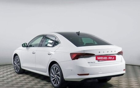 Skoda Octavia IV, 2020 год, 3 000 000 рублей, 4 фотография