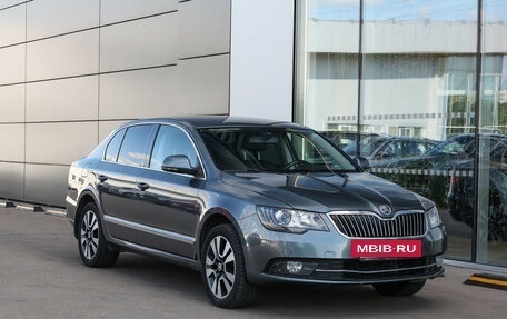 Skoda Superb III рестайлинг, 2014 год, 1 270 000 рублей, 3 фотография