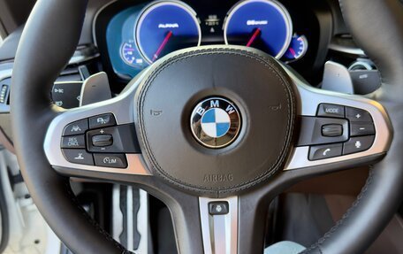 BMW 5 серия, 2017 год, 4 050 000 рублей, 14 фотография