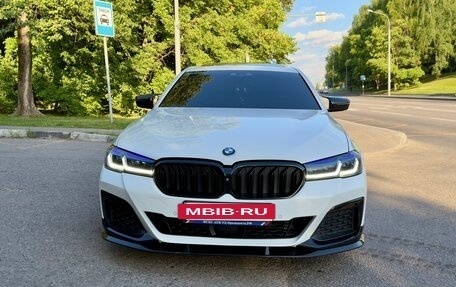 BMW 5 серия, 2017 год, 4 050 000 рублей, 3 фотография
