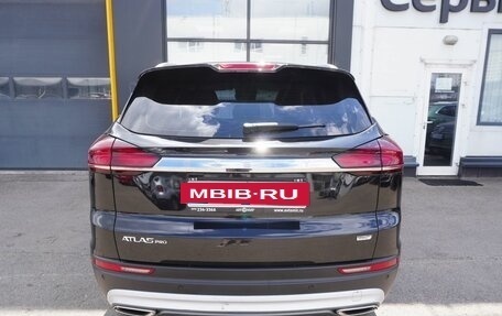 Geely Atlas, 2022 год, 1 850 000 рублей, 6 фотография