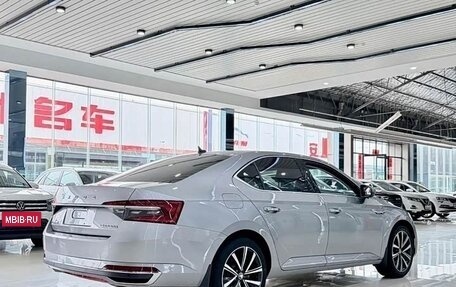 Skoda Superb III рестайлинг, 2023 год, 2 328 000 рублей, 4 фотография
