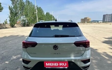 Volkswagen T-Roc I, 2023 год, 1 928 000 рублей, 5 фотография