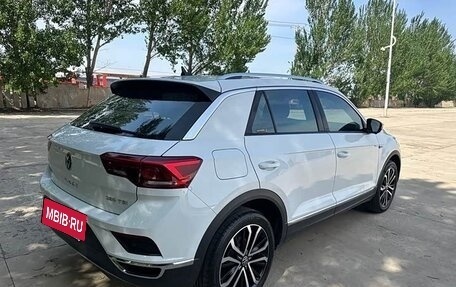 Volkswagen T-Roc I, 2023 год, 1 928 000 рублей, 4 фотография