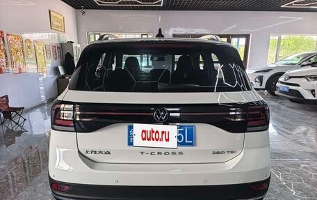 Volkswagen T-Cross I, 2023 год, 1 562 000 рублей, 5 фотография