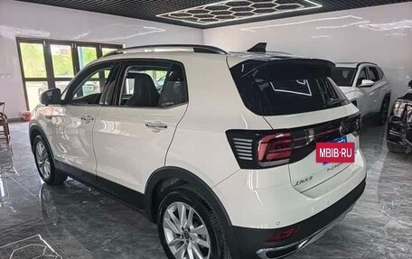 Volkswagen T-Cross I, 2023 год, 1 562 000 рублей, 6 фотография