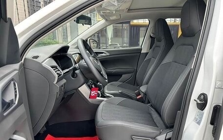 Volkswagen T-Cross I, 2023 год, 1 512 000 рублей, 9 фотография