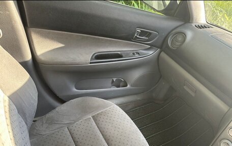 Mazda Atenza II, 2004 год, 110 000 рублей, 9 фотография