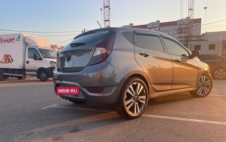Hyundai Solaris II рестайлинг, 2012 год, 930 000 рублей, 4 фотография