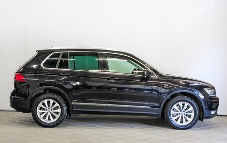 Volkswagen Tiguan II, 2017 год, 2 430 000 рублей, 4 фотография