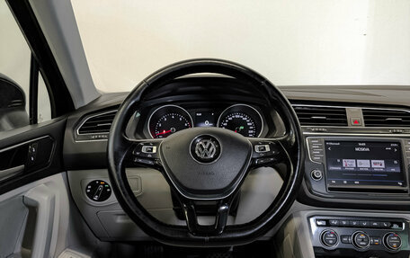 Volkswagen Tiguan II, 2017 год, 2 430 000 рублей, 22 фотография