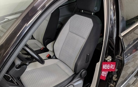 Volkswagen Tiguan II, 2017 год, 2 430 000 рублей, 20 фотография