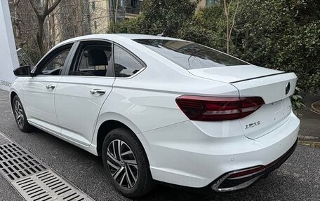 Volkswagen Lavida, 2023 год, 1 568 000 рублей, 6 фотография