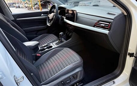 Volkswagen Lavida, 2023 год, 1 568 000 рублей, 11 фотография