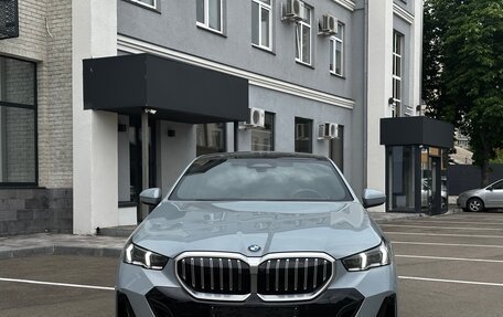 BMW 5 серия, 2024 год, 6 750 000 рублей, 2 фотография