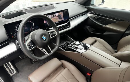 BMW 5 серия, 2024 год, 6 750 000 рублей, 5 фотография