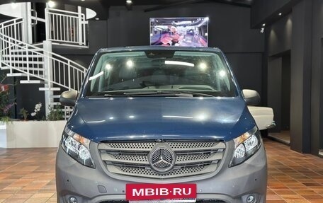 Mercedes-Benz Vito, 2023 год, 3 997 000 рублей, 2 фотография