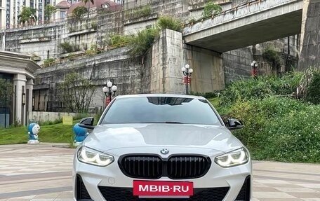 BMW 1 серия, 2023 год, 1 925 000 рублей, 2 фотография