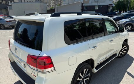 Toyota Land Cruiser 200, 2019 год, 6 950 000 рублей, 5 фотография