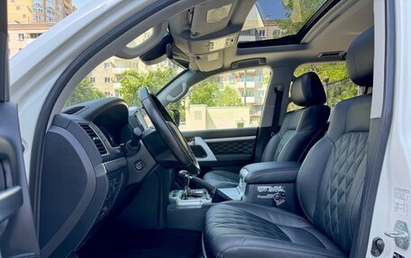 Toyota Land Cruiser 200, 2019 год, 6 950 000 рублей, 17 фотография
