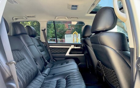 Toyota Land Cruiser 200, 2019 год, 6 950 000 рублей, 25 фотография