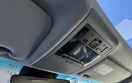 Toyota Land Cruiser 200, 2019 год, 6 950 000 рублей, 36 фотография