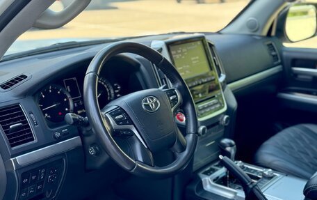 Toyota Land Cruiser 200, 2019 год, 6 950 000 рублей, 37 фотография