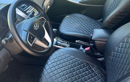 Hyundai Solaris II рестайлинг, 2013 год, 640 000 рублей, 6 фотография