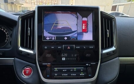 Toyota Land Cruiser 200, 2019 год, 6 950 000 рублей, 34 фотография